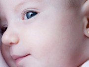 Bấm lỗ tai cho bé: Nên và không nên