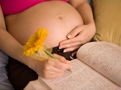 Nhật ký mang thai: 05 lợi ích của viết nhật ký khi mang thai 