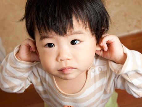 Nhiễm trùng tai ở trẻ nhỏ và cách phòng tránh