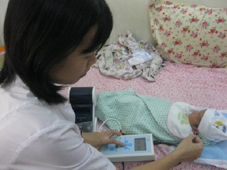 Xét nghiệm đo giảm thính lực ở trẻ sơ sinh